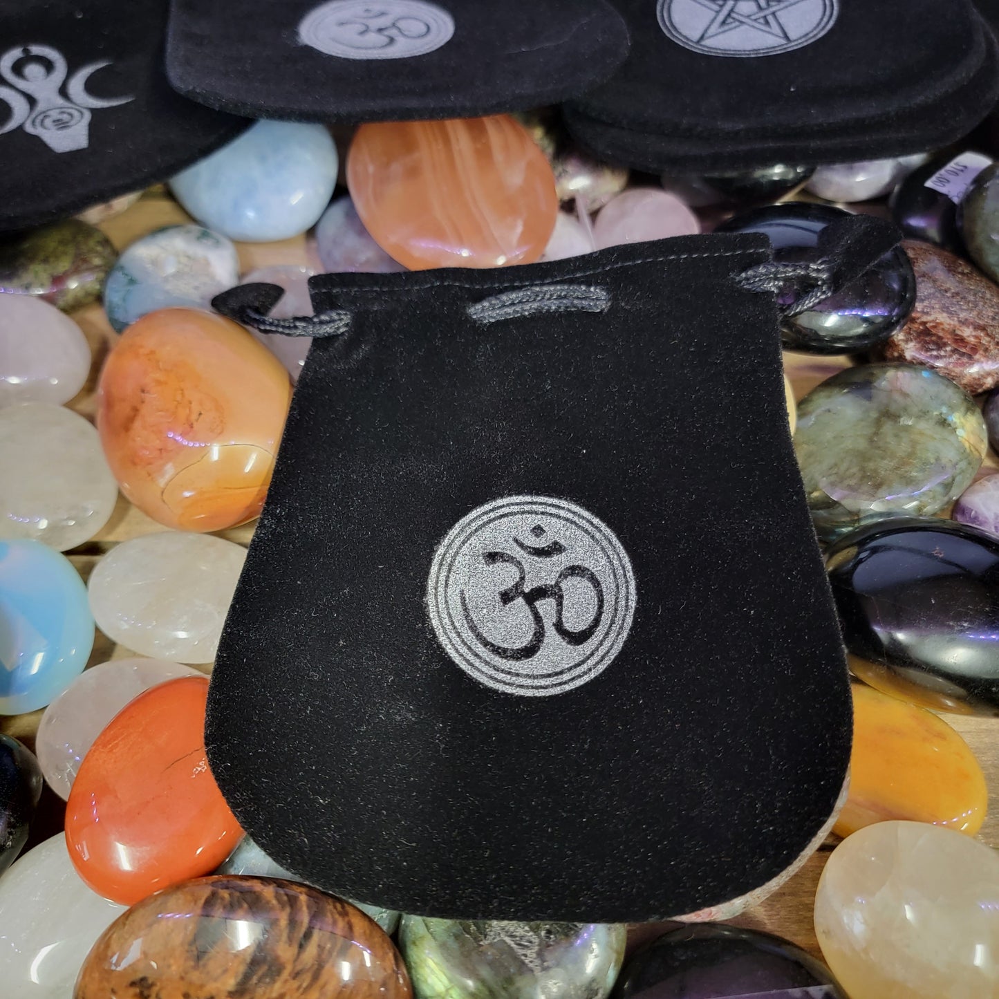 Ohm Pouch black velvet