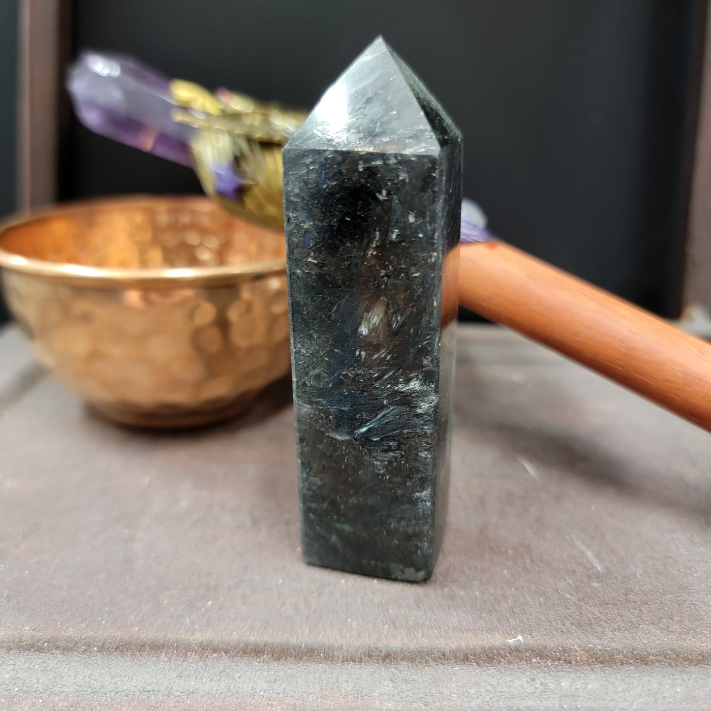 Arfvedsonite Obelisk