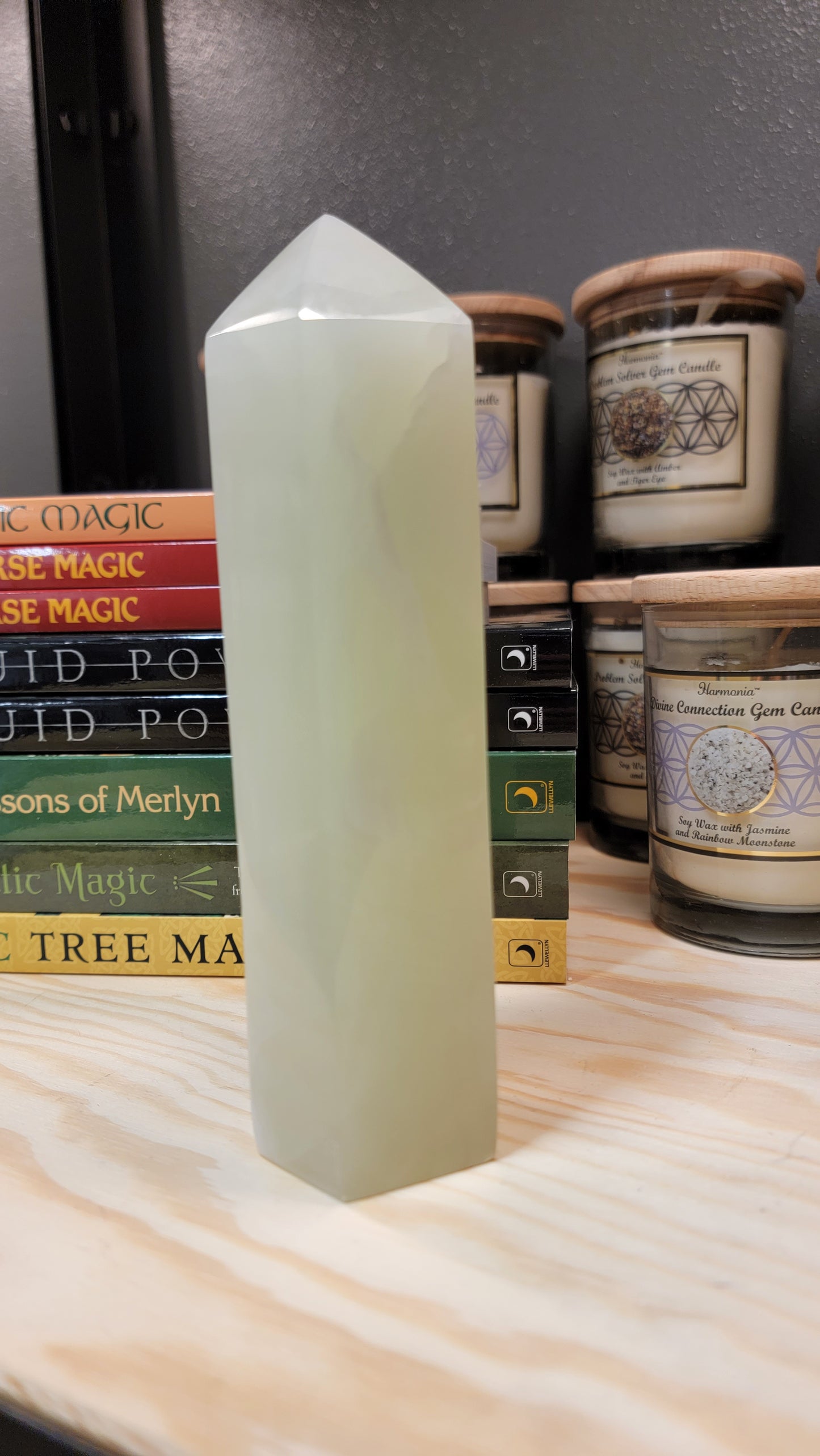 Green Calcite 7 Inch Tower