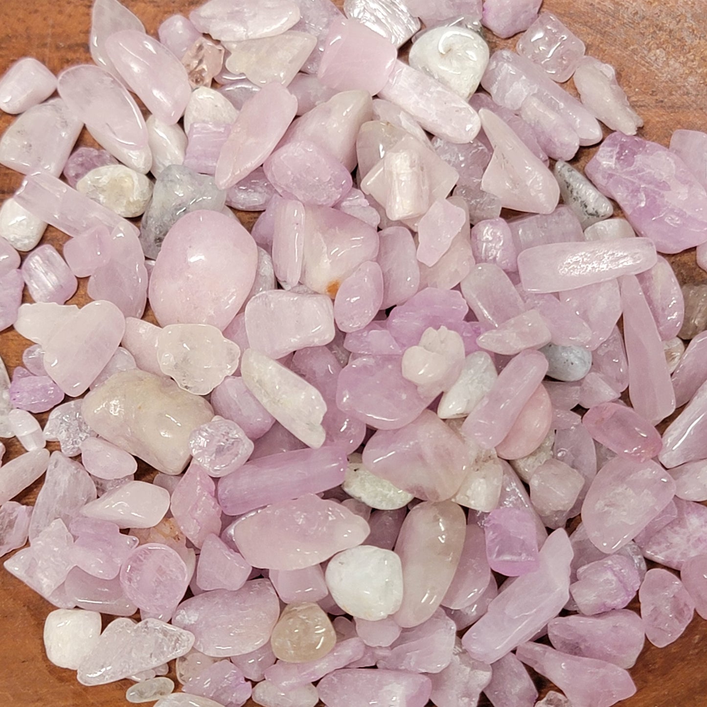Kunzite Polished Chips